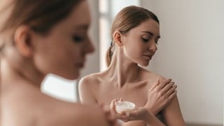 La skincare di fine estate: rimettiti in moto con i nostri consigli per un’idratazione ottimale