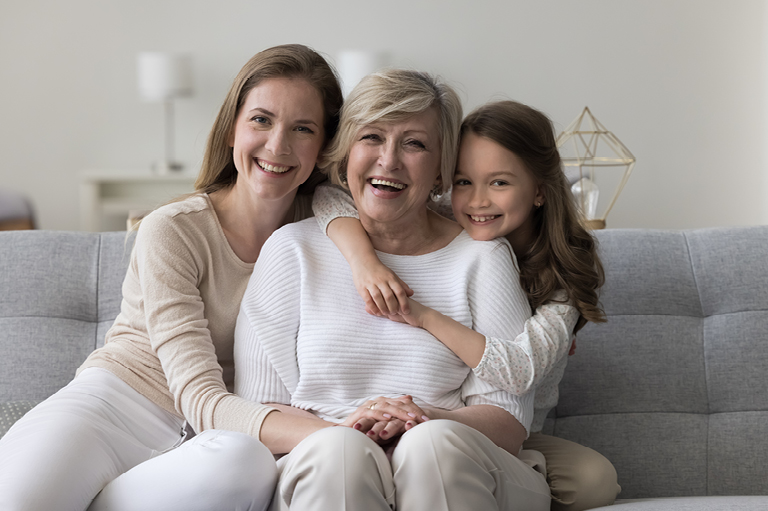 Biología de la Menopausia: Una Guía Completa de las Etapas, Síntomas y Cambios Hormonales
