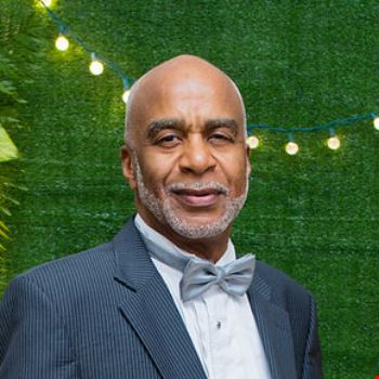 Mario Neblett