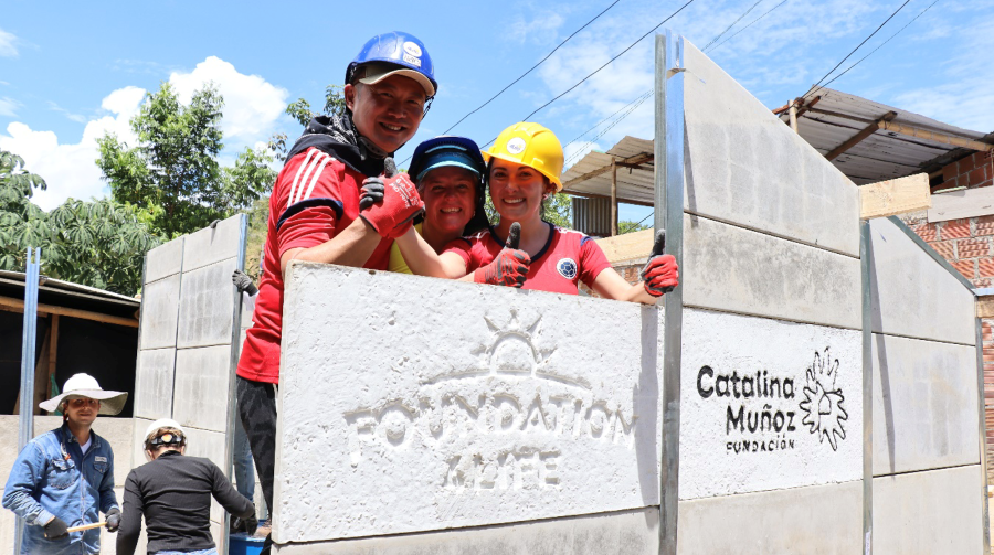 Foundation 4Life Builds Homes in Colombia